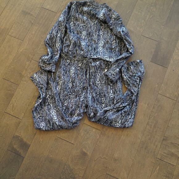 REVOLVE OVERLOVER Ynez Snake Jumpsuit Romper Small - Picture 2 of 8